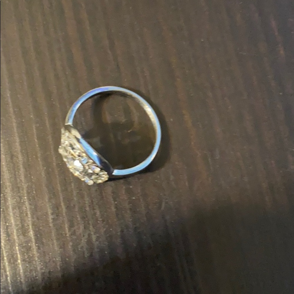 3/$25 Beautiful ring - Picture 3 of 4